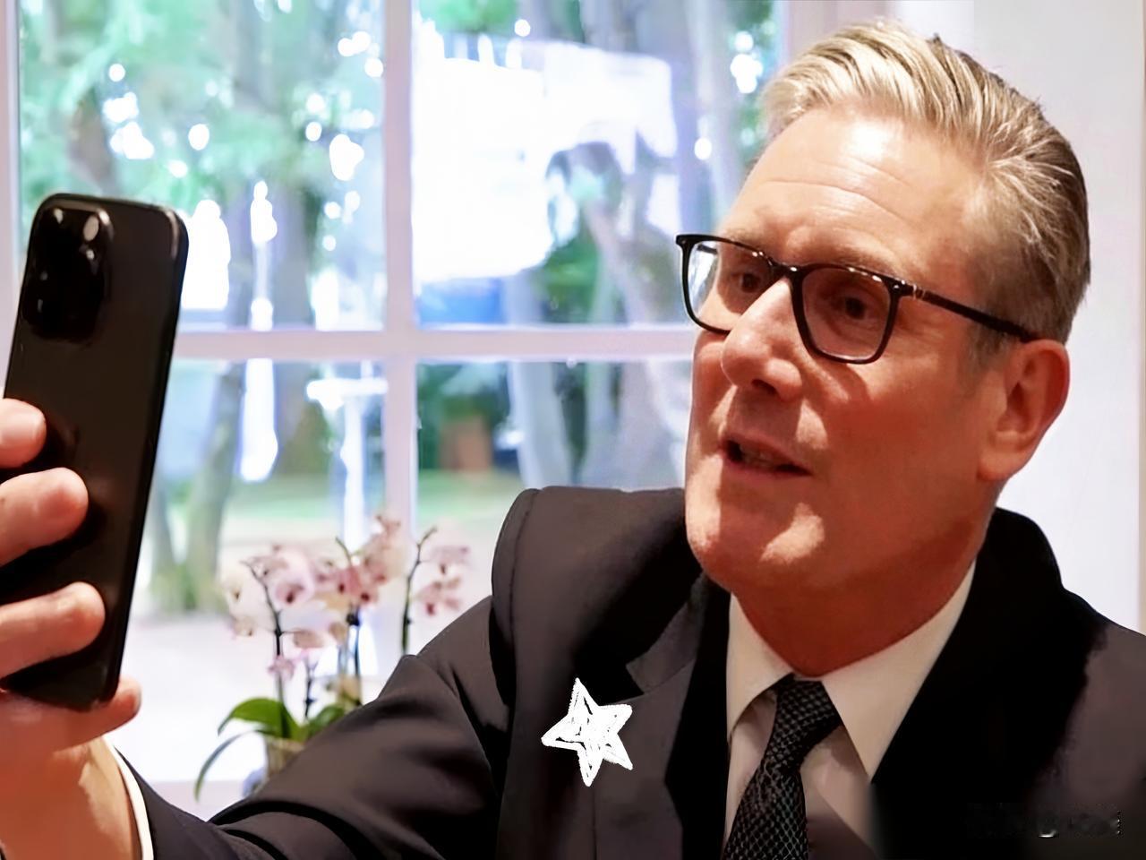 看到这条新闻，差点没把我笑死。这事儿真给我整笑了。英国首相大张旗鼓带着