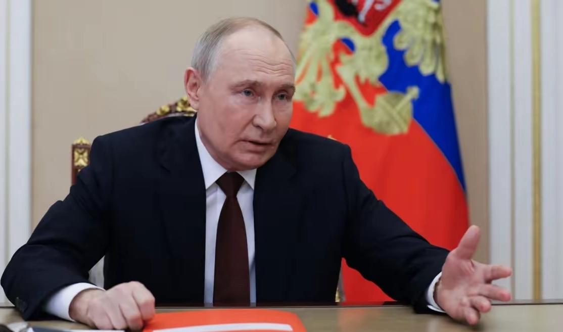 普京的心凉透了！大批俄制武器进入乌克兰，昔日2大盟友接连背叛，东方大国8亿军火援