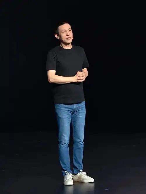 蔚来只剩一口气的时候，合肥为什么要赌70亿救它？2019年的李斌说："能谈的