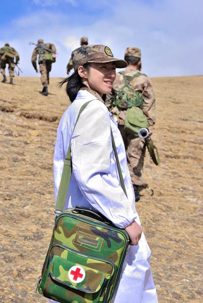 大概在2010年左右，也就是我刚从军校毕业到西藏的那几年，军区一直在宣传一位叫彭