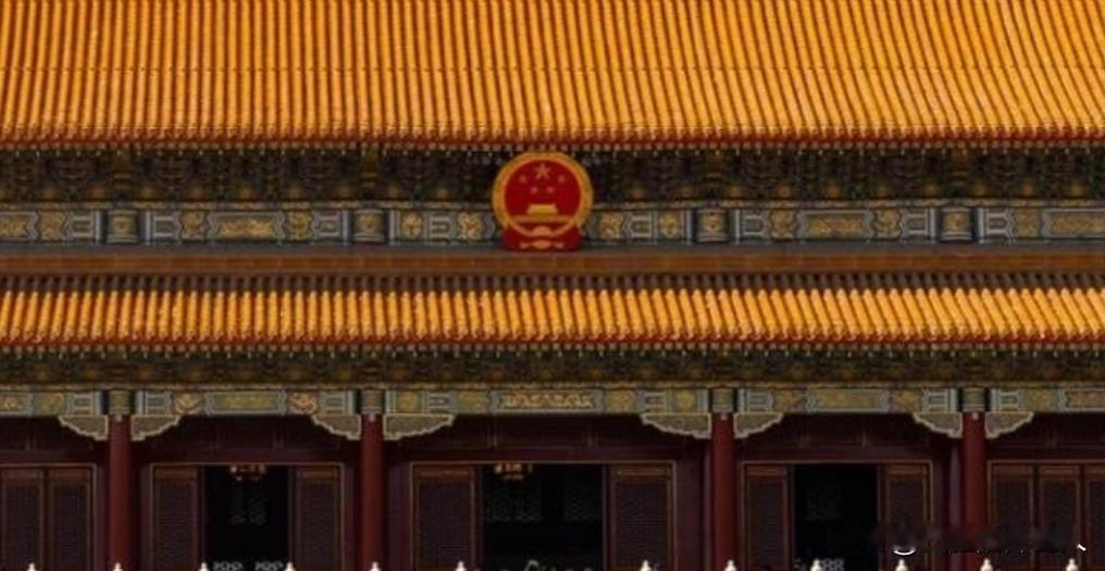 现在的天安门是秘密新建的，原来的早已被拆除？1969年国庆后，毛主席亲笔批示：原