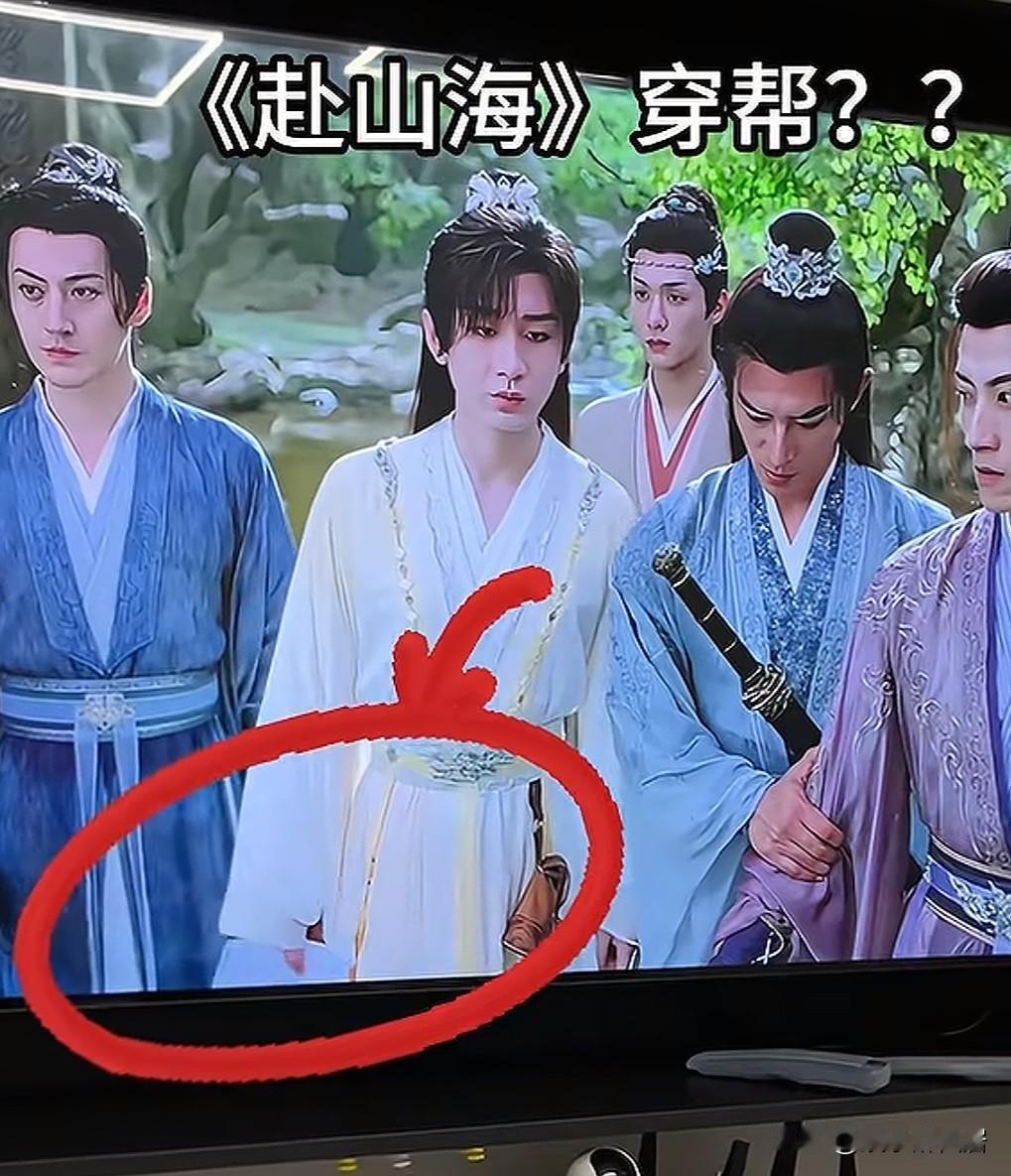 果然这个世界就是巨大的草台班子，我决定要去看短剧去啦。这电视剧怎么看进去啊，