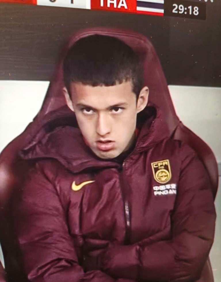 有谁和我一样一看到依木兰就意难平的？说实话，这样的想法确实挺球盲的，谁不上谁最强