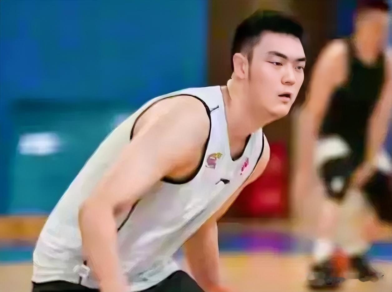 下赛季，辽青将有三位小将升入辽篮一队，看看他们都是谁？（附具体球员资料）下赛季