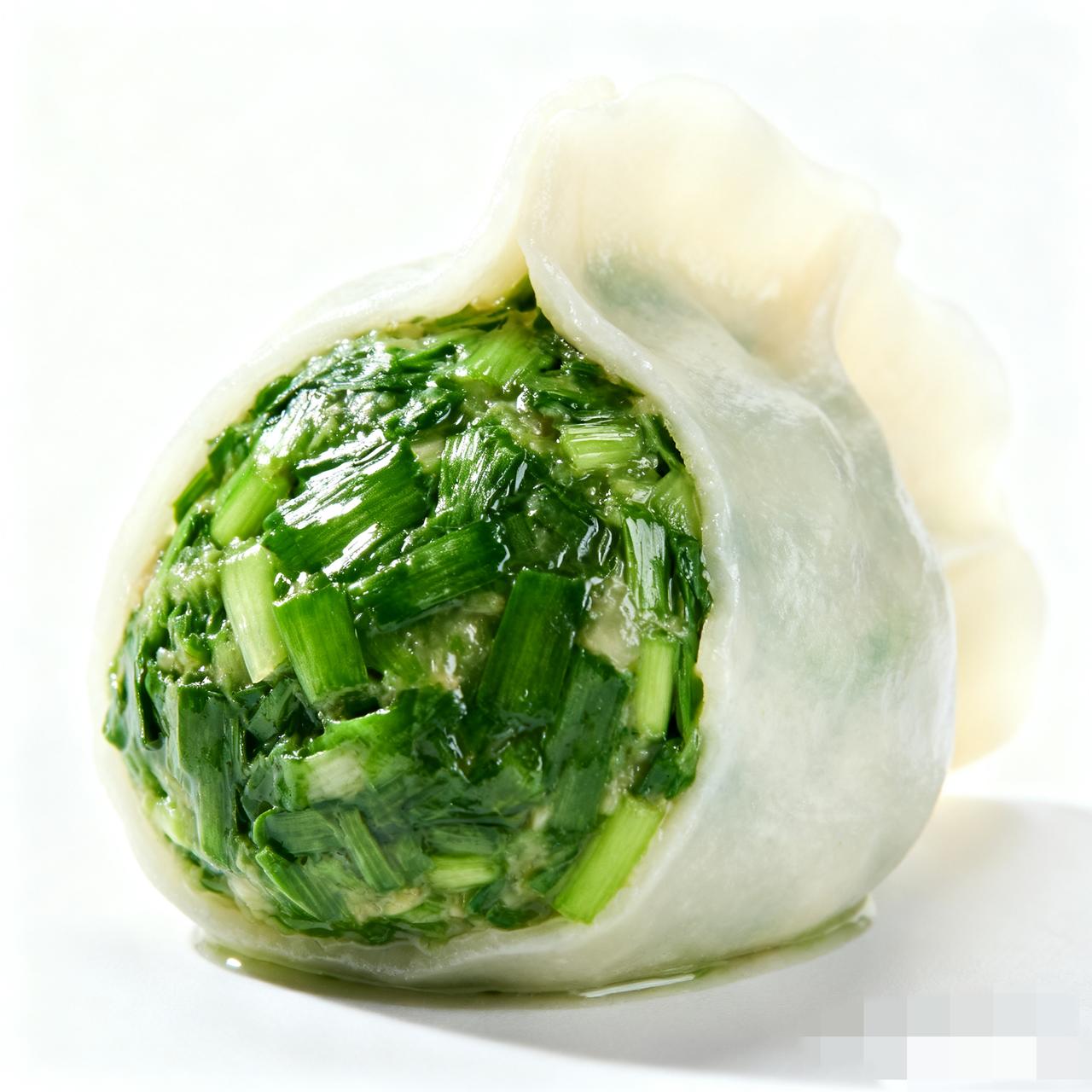 喜欢吃什么馅的饺子我超爱韭菜馅饺子！新鲜韭菜切碎，拌上嫩滑的鸡蛋碎或鲜美的虾仁，