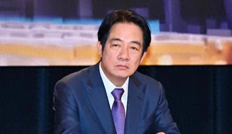 ☁期限仅剩10天，台当局未战先降，赖清德民调雪崩，罗智强帮手已到。倒行逆施