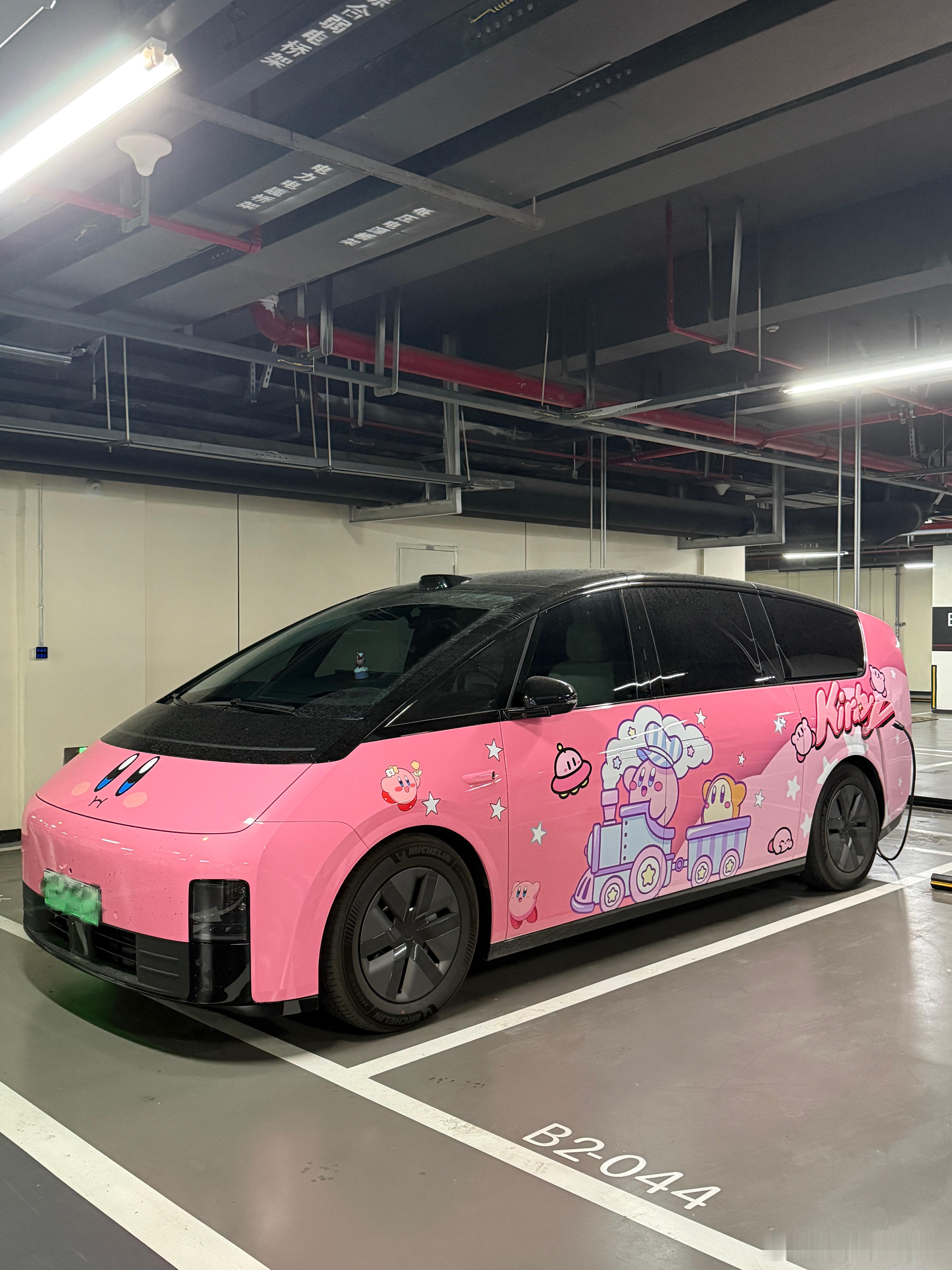太可爱了！贴成这样一定是超级喜欢星之卡比吧🌟理想mega​​​