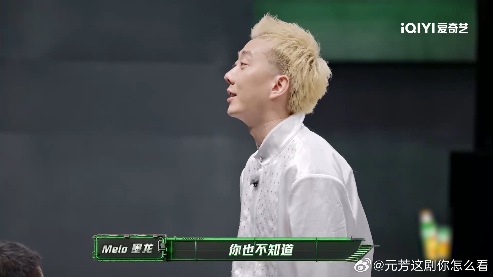 没有Melo热暴力不了的场Melo一进备战间就跟开了社交开关似的，装睡的叫醒害