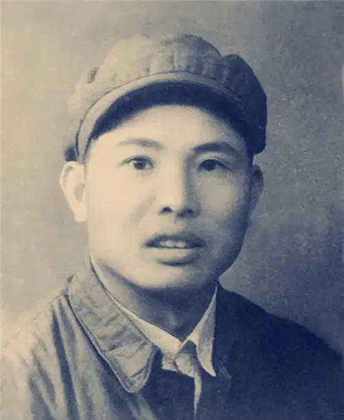 1943年，杨思禄率部伏击日军，根据情报，日军大概有30余人，可日军出现时，杨思
