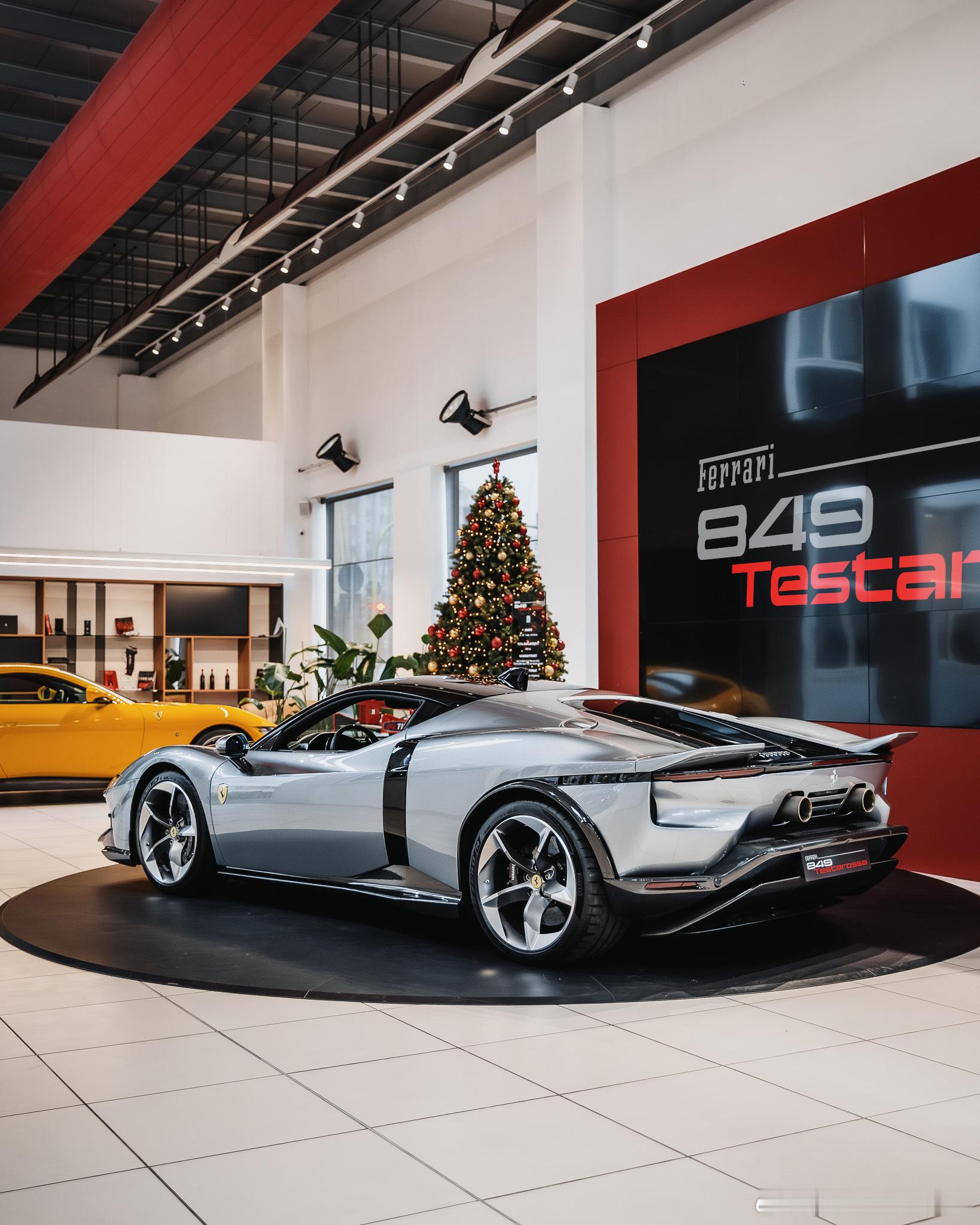 Car时尚法拉利849Testarossa。一个历史性的名字，首次根据法拉