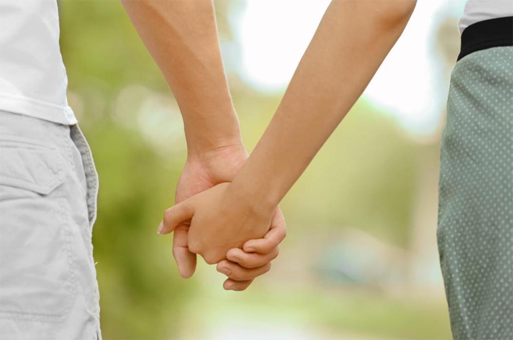 情感专家曾说：“男人一定要记住，女人，她爱不爱你，根本不用去试探，你只要看清一点
