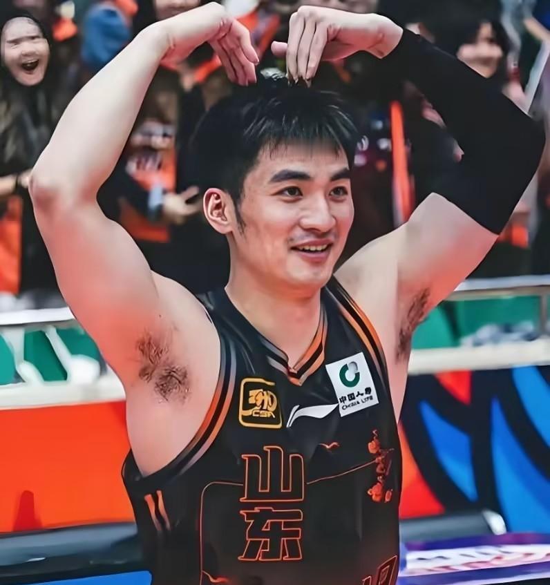 CBA本土得分狂潮：林庭谦33分引爆热议，新秀王浩然25分惊艳，胡金秋12中9展现内线统治力