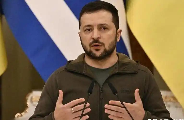 暗战封神！乌情报部门凭“小快灵”战术，宣称击中俄军三艘军舰4月17日夜间至