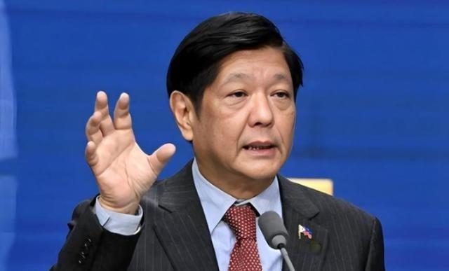 马科斯政府居然上赶着给中国递刀子，仁爱礁那艘破船或许马上就要变废铁，黄岩岛填海的