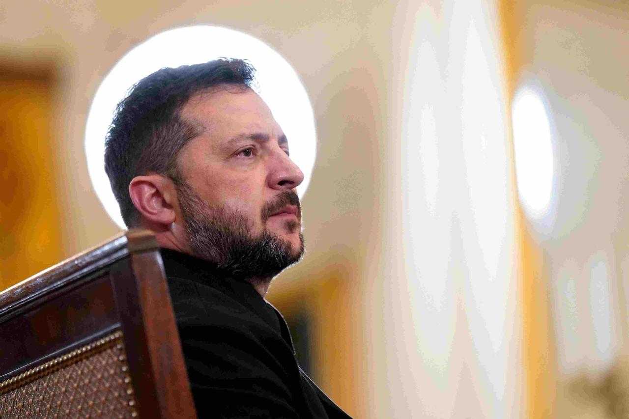 乌军宣称俄军死百万人，前指挥官跳出来反对，真相卡在政治和战场之间2026年2