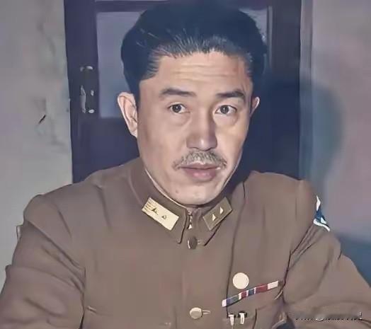 1950年，郑洞国去看病，路过北京时，被周总理叫来家里吃饭，席间，周总理问他：“