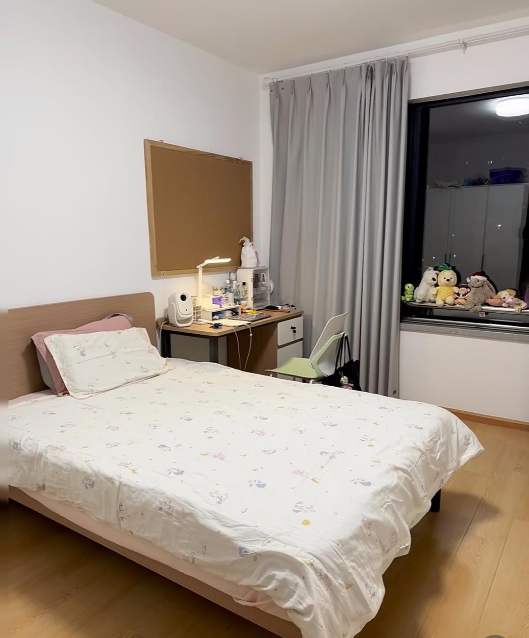 真没想到！租我家10年的租客突然退租，收完房我纠结到半夜没合眼。说真的，这年头能