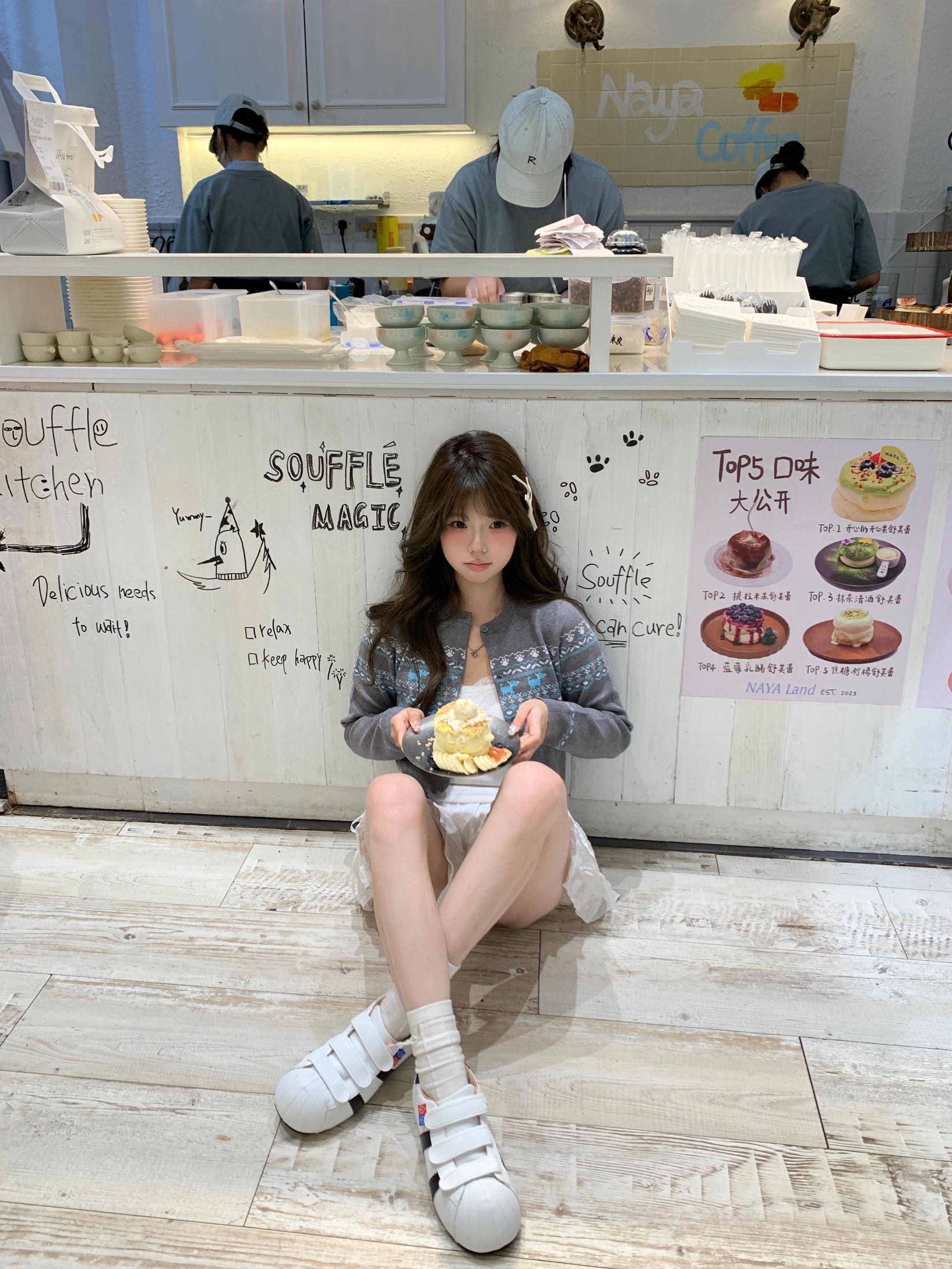 我可以戒了超级棒棒糖 也可以不吃猪饲料( ; _ ; )/~~~