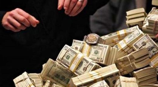 有人说，美国欠中国钱，给中国打了欠条，现在中国让美国还钱，美国还不起，中国把这个