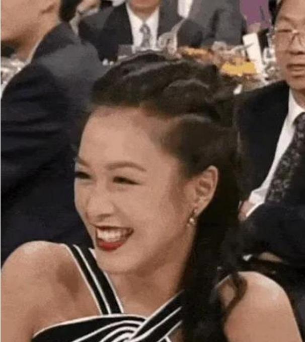 现在的钟丽缇让张伦硕无语但是25岁的钟丽缇他根本高攀不起，原因很简单钟丽缇