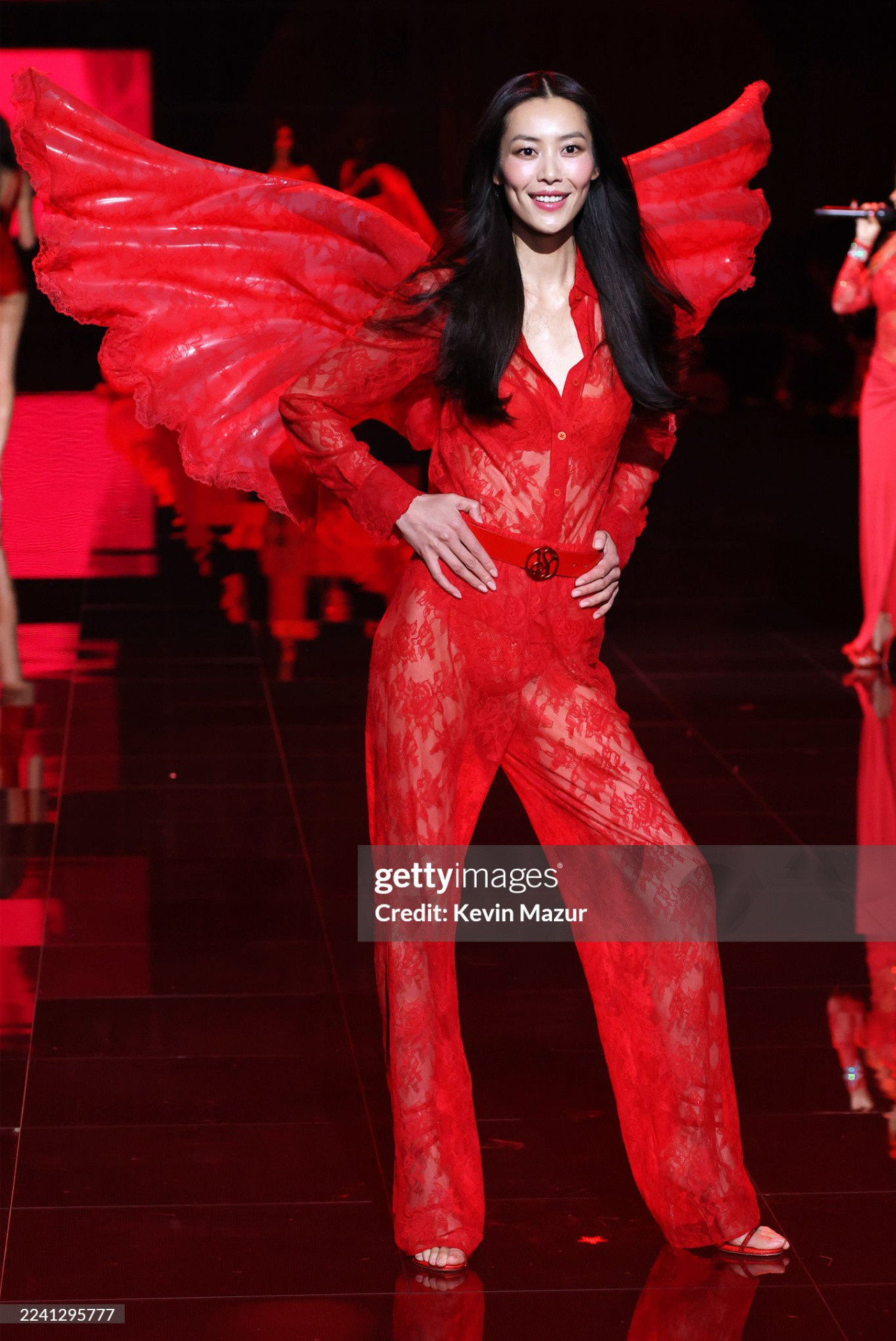 刘雯｜Victoria’sSecretFashionShow2025中国