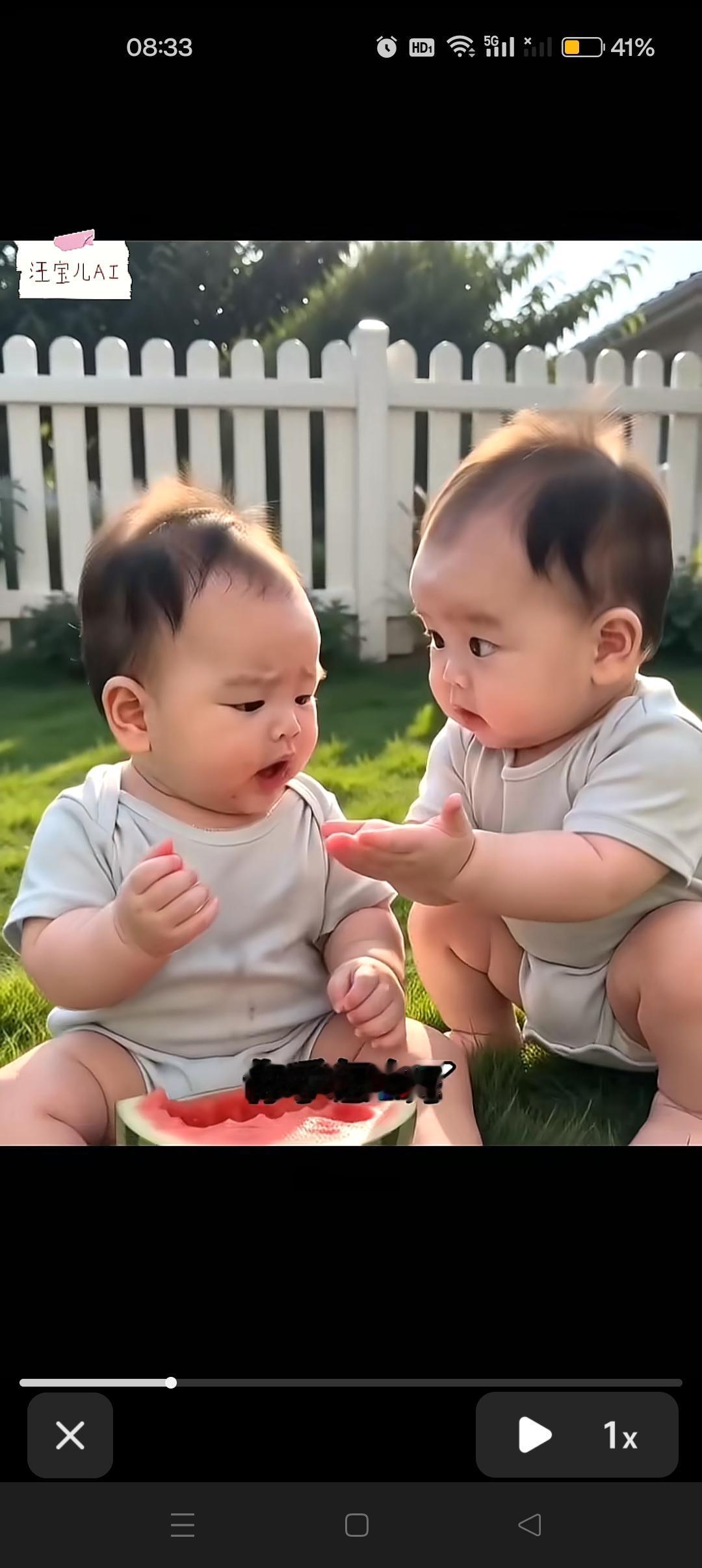 可爱的大壮来咯！😍宝宝的笑容太有感染力啦！👍估计小汪宝以后比他爸妈，奶