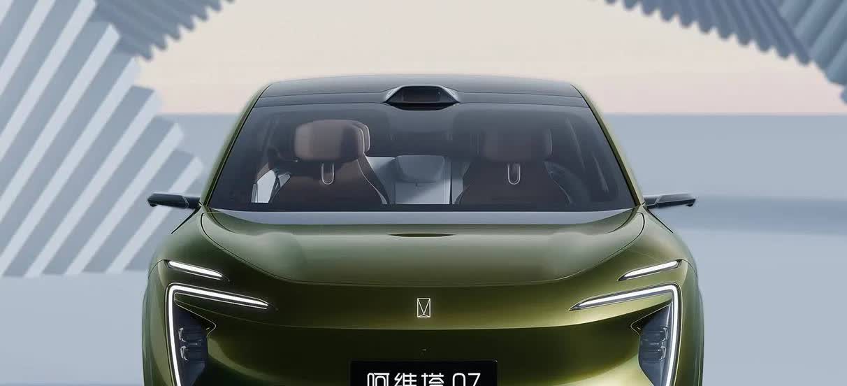 阿维塔07提车半年分享！当时买车预算在25—30万之间，个人更看重华为智驾和