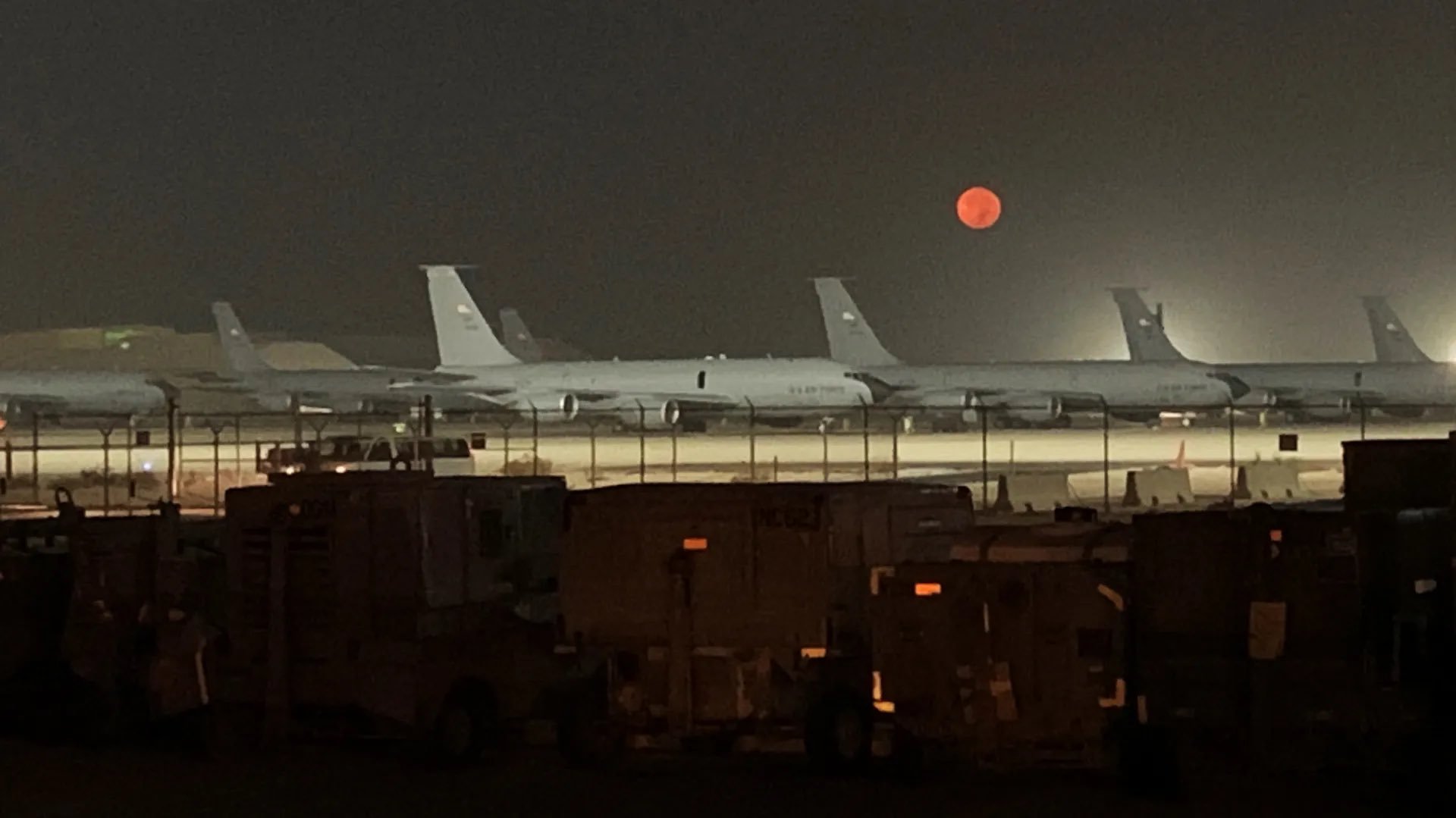 以色列“12频道”报道：以色列首次计划向特朗普政府提议，在以色列领土上建设美军基