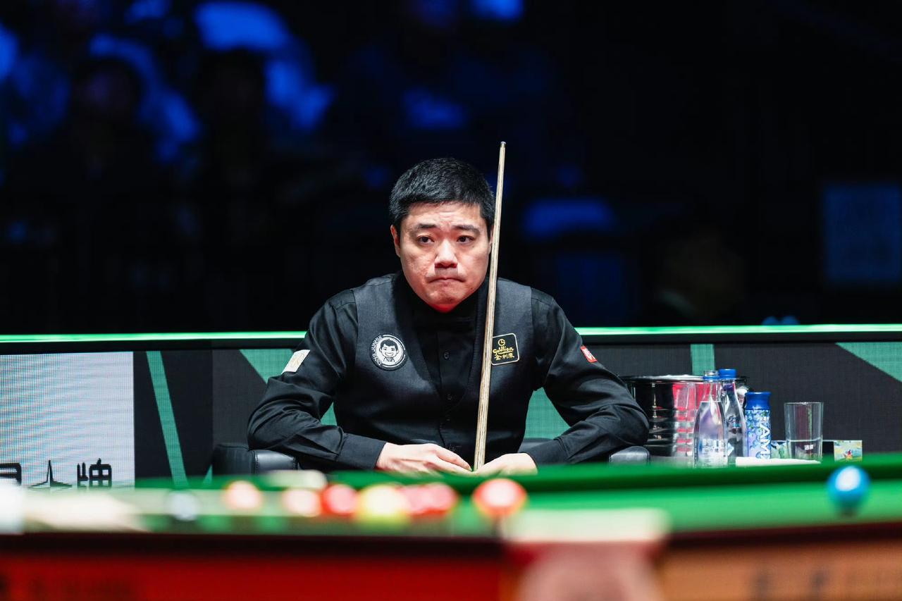 在世锦赛正赛资格的角逐中，目前仅剩四站排名赛，球员锦标赛、威尔士公开赛和世界公开