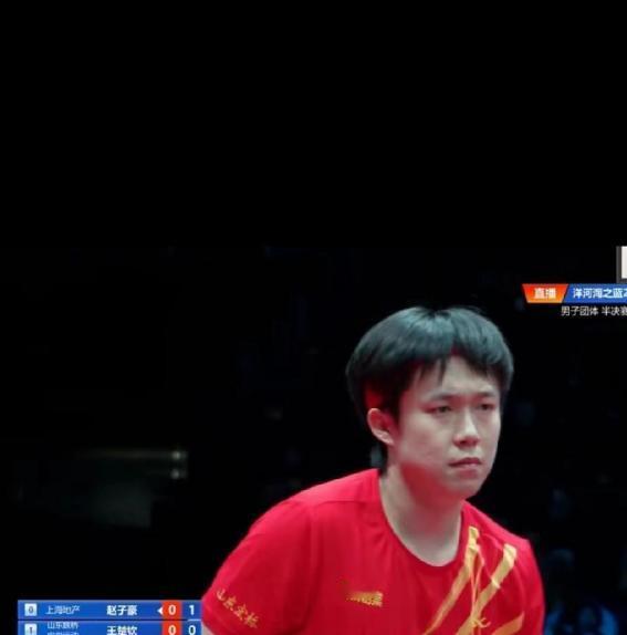 实话实说，被头哥的安排吓住了，头哥带未愈旧伤坚持上场，赛前突然皱眉露痛感，3