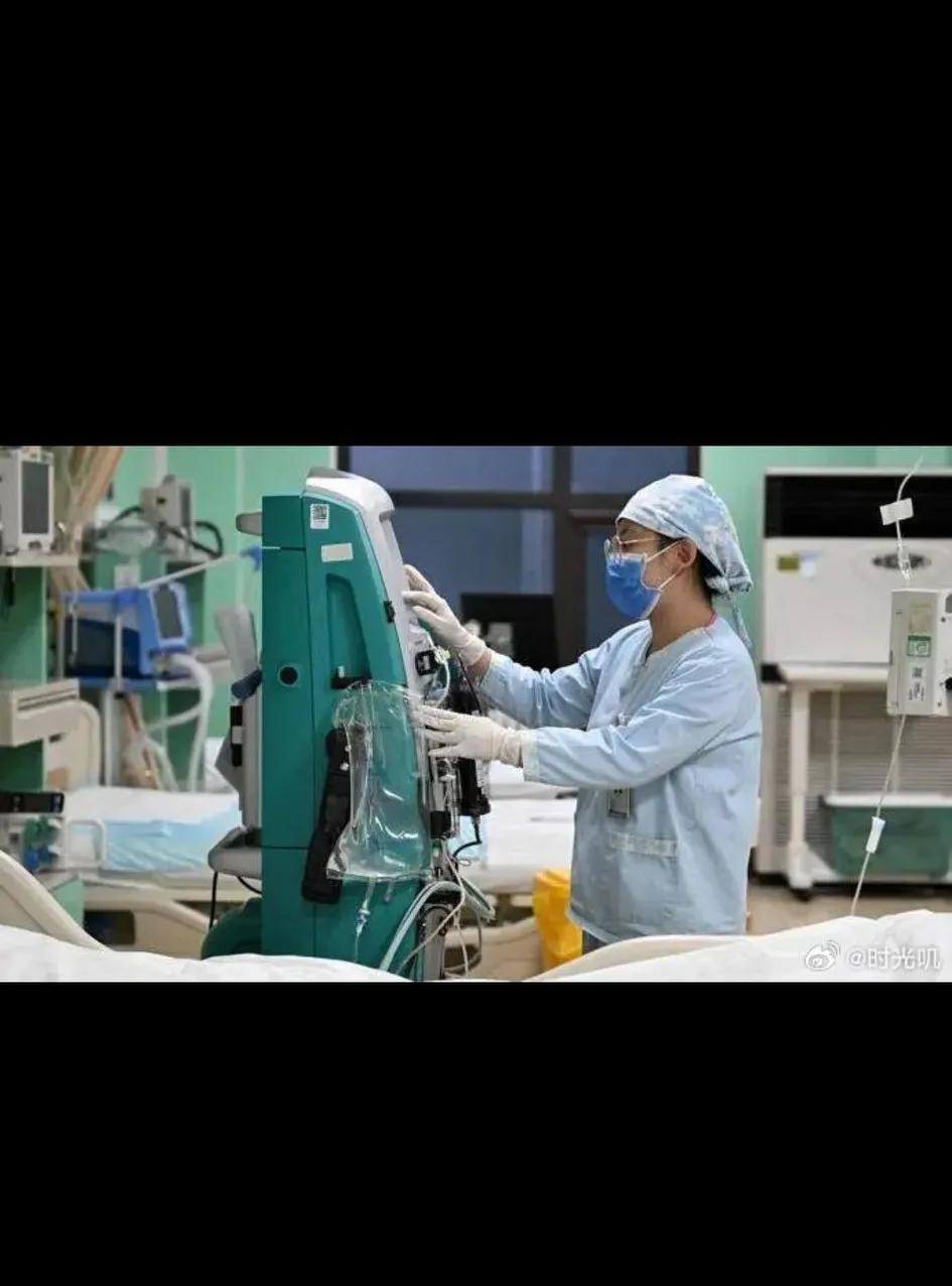 住院不用陪床了!山东卫健委出台了医院免赔服务，也是一项惠民的政策！家里有人生病，