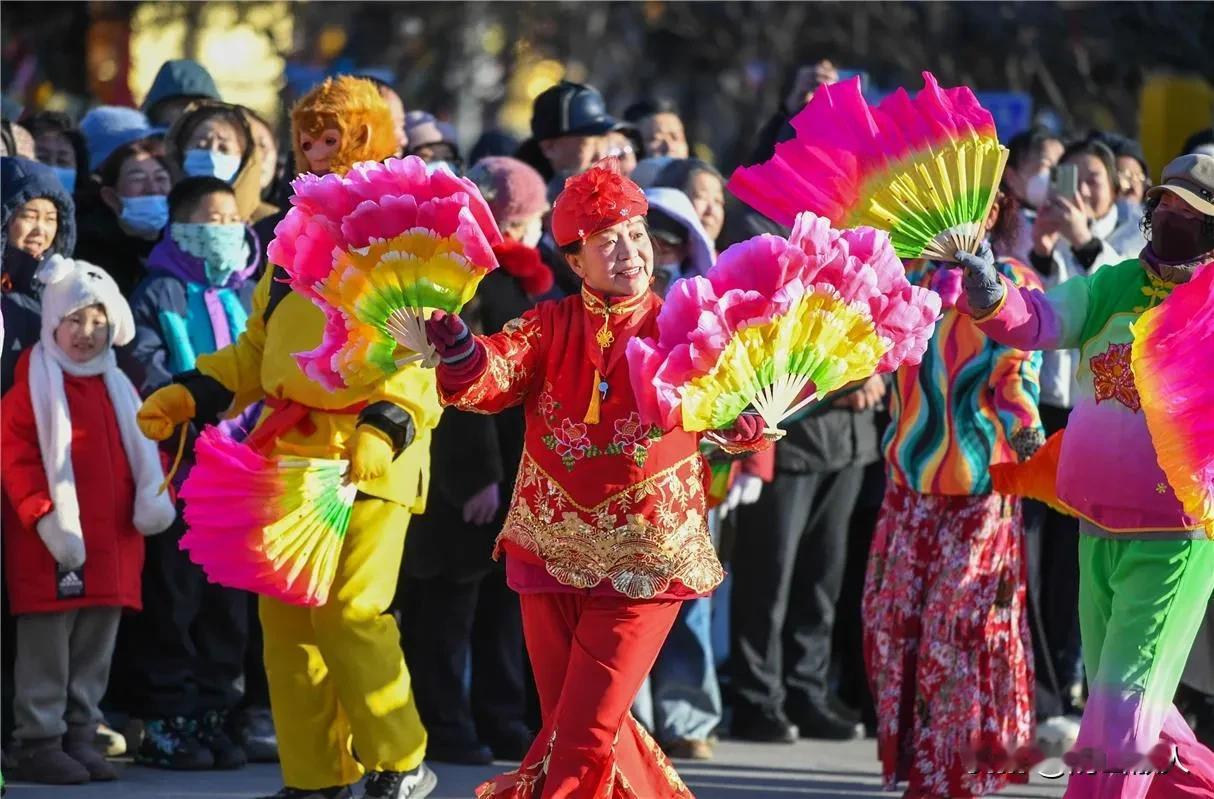 这次要点个赞刚刚呼和浩特五一小长假文旅活动数据新鲜出炉。2025年五一假期五