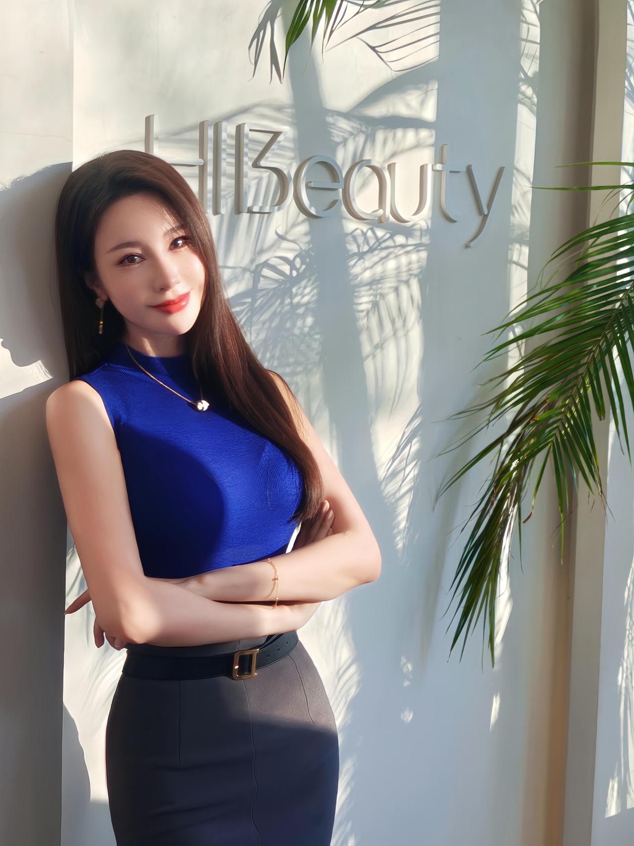 优雅气质，时尚穿搭，自信美丽！