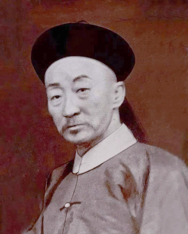 荣禄得宠30年不衰的内幕，他从不揣摩圣意伺候慈禧三十年不倒的男人只有一个，荣