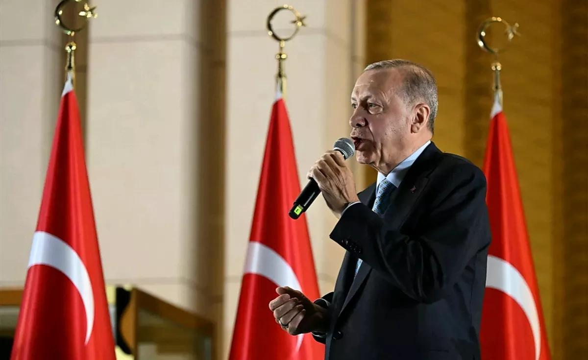 半岛电视台消息,当地时间30日,土耳其总统埃尔多安发表声明,呼吁巴基斯坦、阿富汗