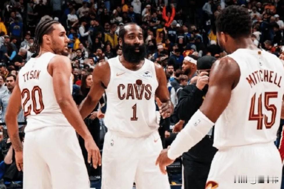 力挺登哥！泰森谈哈登：“哈登绝对值得入选全明星。”“你可以看他在场上的表