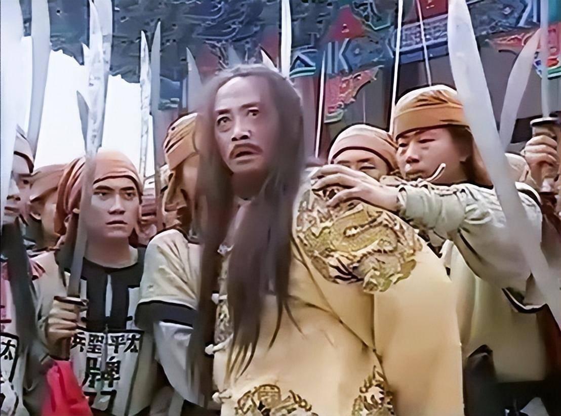 1856年9月，南京城里杀红了眼。韦昌辉带着三千精兵连夜进城，直奔东王府。杨