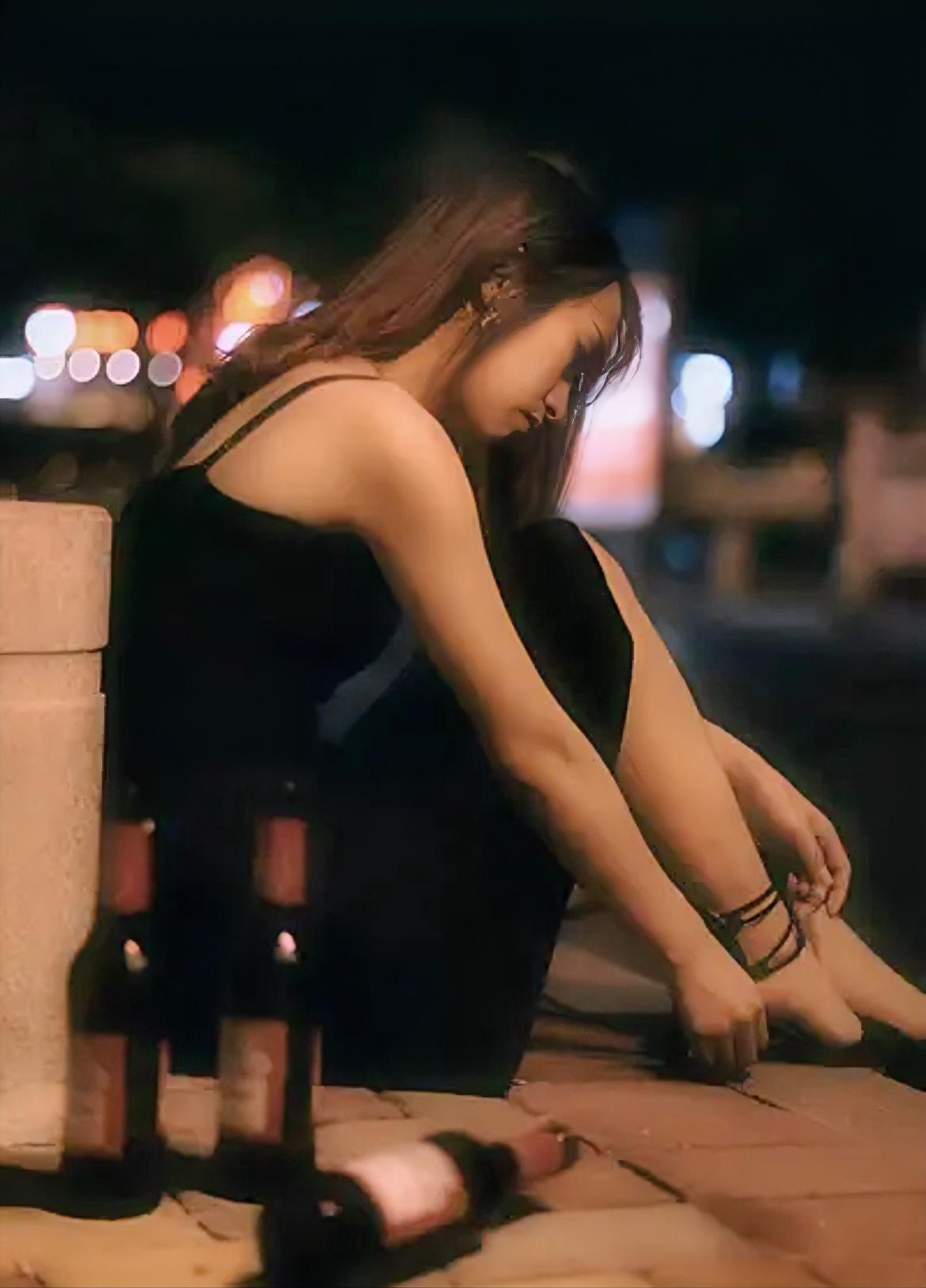 如何从自己混乱的人生中绝地重生？你有没有发现，有时候你也想变好，而且你也知道