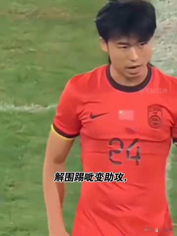 在与越南的U22足球比赛中，虽然我们失败了，但是汪士钦却火出圈了，真的是颠覆了