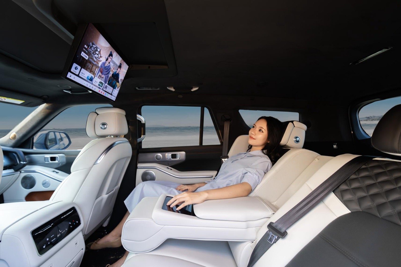 说真的，全新坦克700这次是真的把家用和越野的需求都吃透了，不管是日常开还是出去