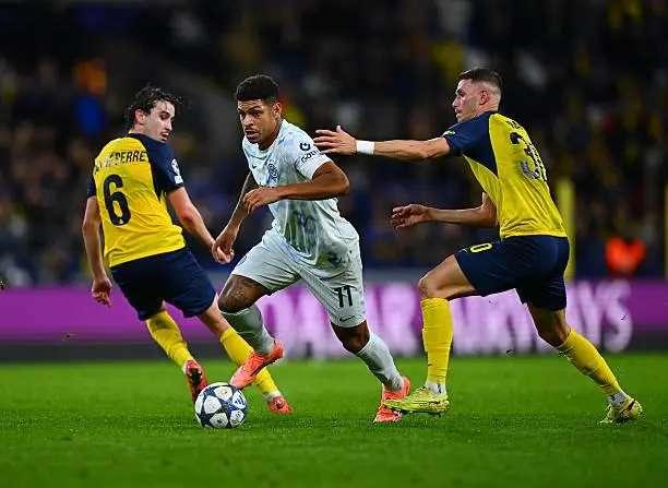 相比较，打阿森纳比多特可能更有希望。阿森纳最后一场主场打阿拉木图基本保送，21分