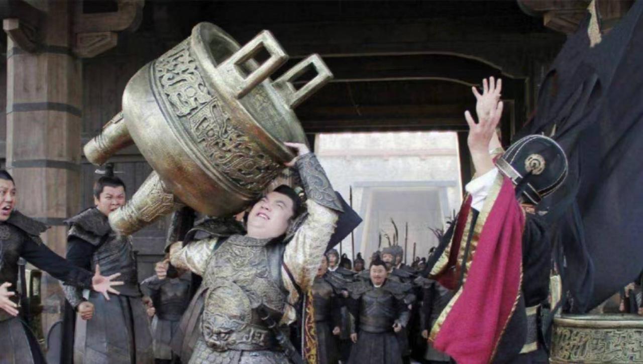 举鼎而亡被笑千年最蠢君王，看懂嬴荡的谋算才知道他有多厉害先问大家一个问题！