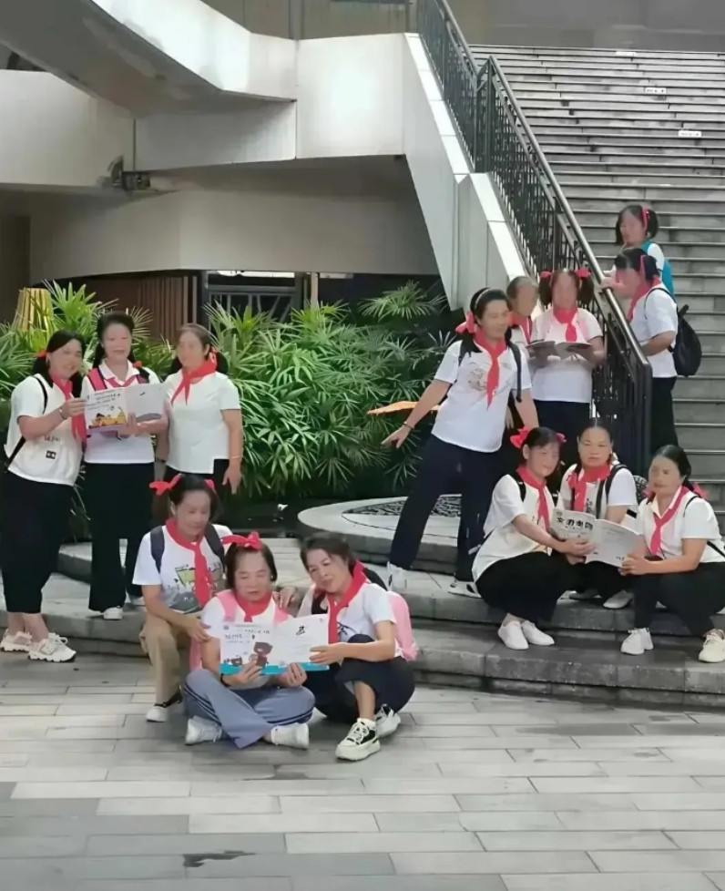 她们是怎么做到不脸红的啊？