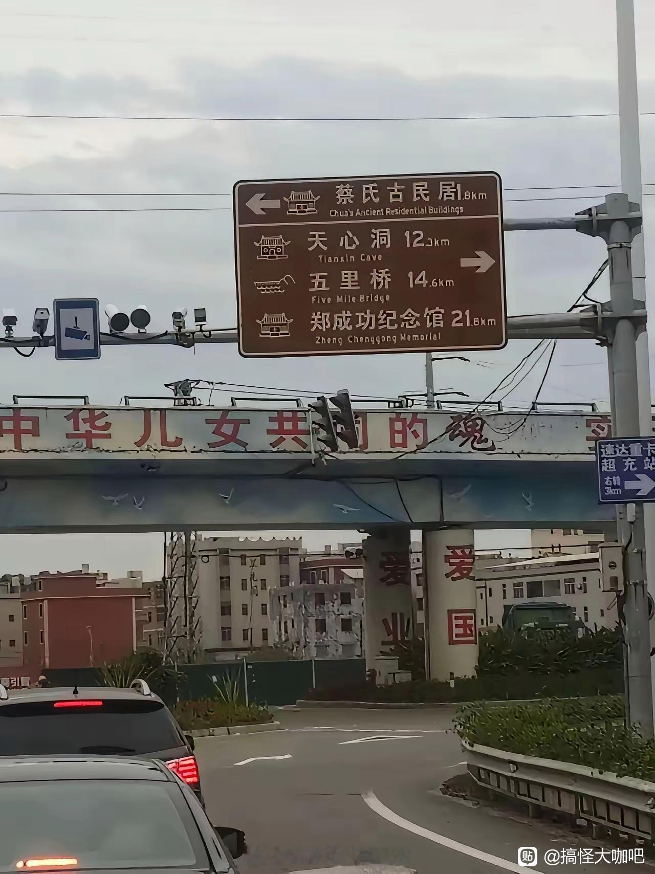 现在房子过剩到什么程度？两张图就能说明一切
