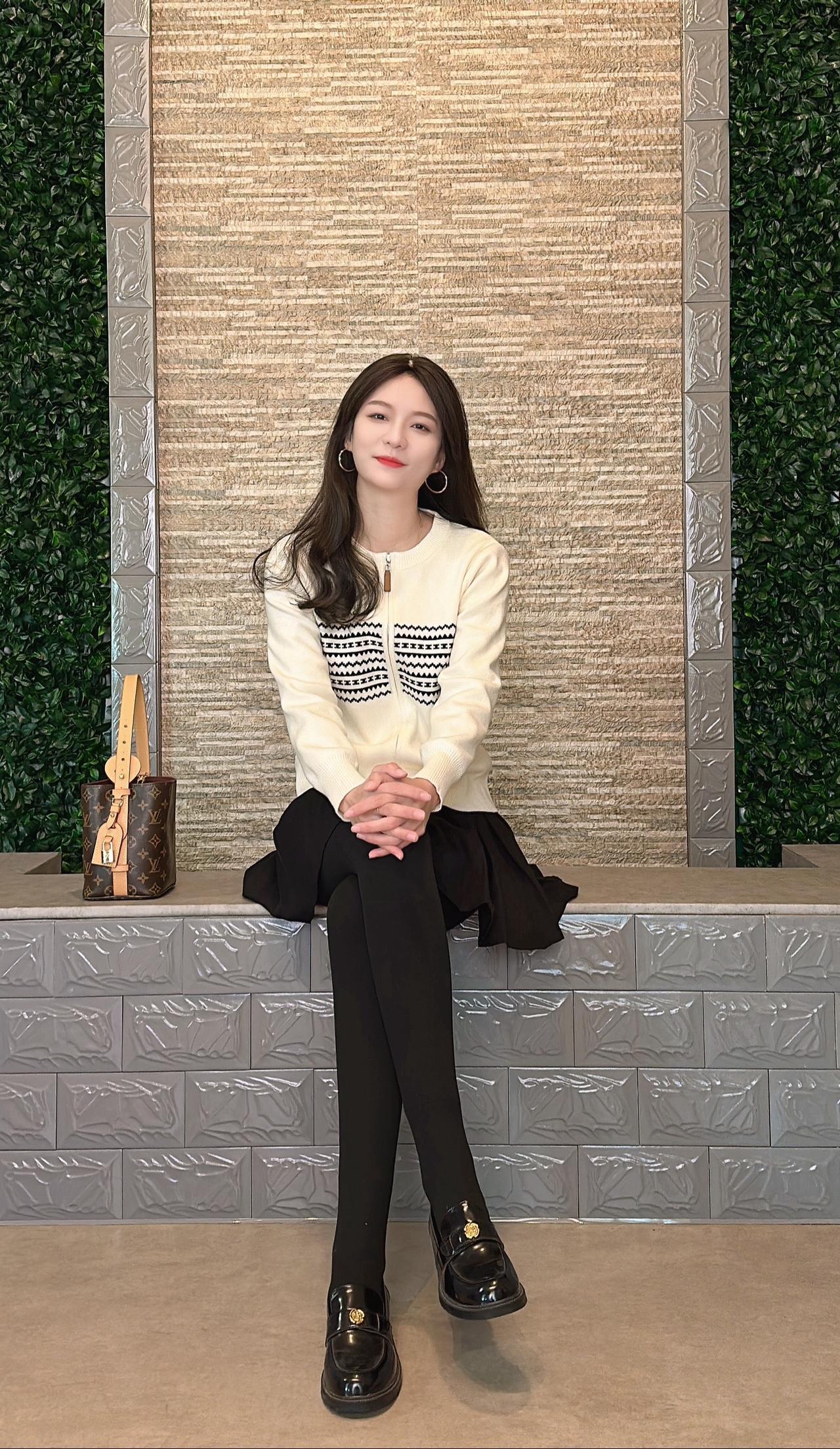 敢于明牌大大方方做自己不需要遮遮掩掩就以本色示人成年人敢筛选不纠简单点我名