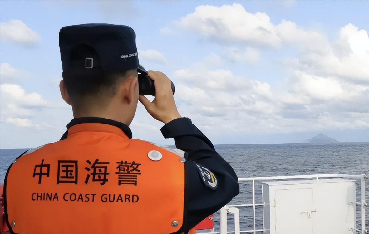 不嘚瑟了！高市刚拿下众议院后，日本直奔钓鱼岛，结果一头撞到中方怀里......