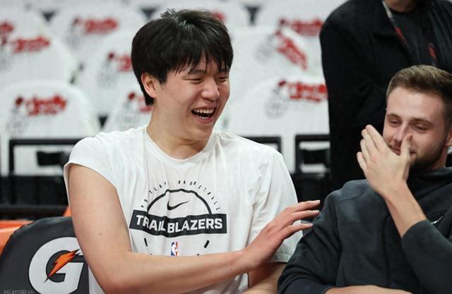 杨瀚森成NBA发展联盟“救世主”？+18正负值背后的“双刃剑”
