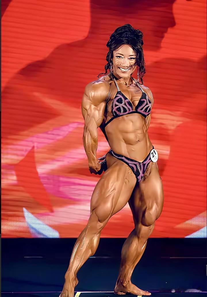 说真话，不许撒谎如果你是男人会娶像健美选手卞瑞英这样的女人吗？看她每