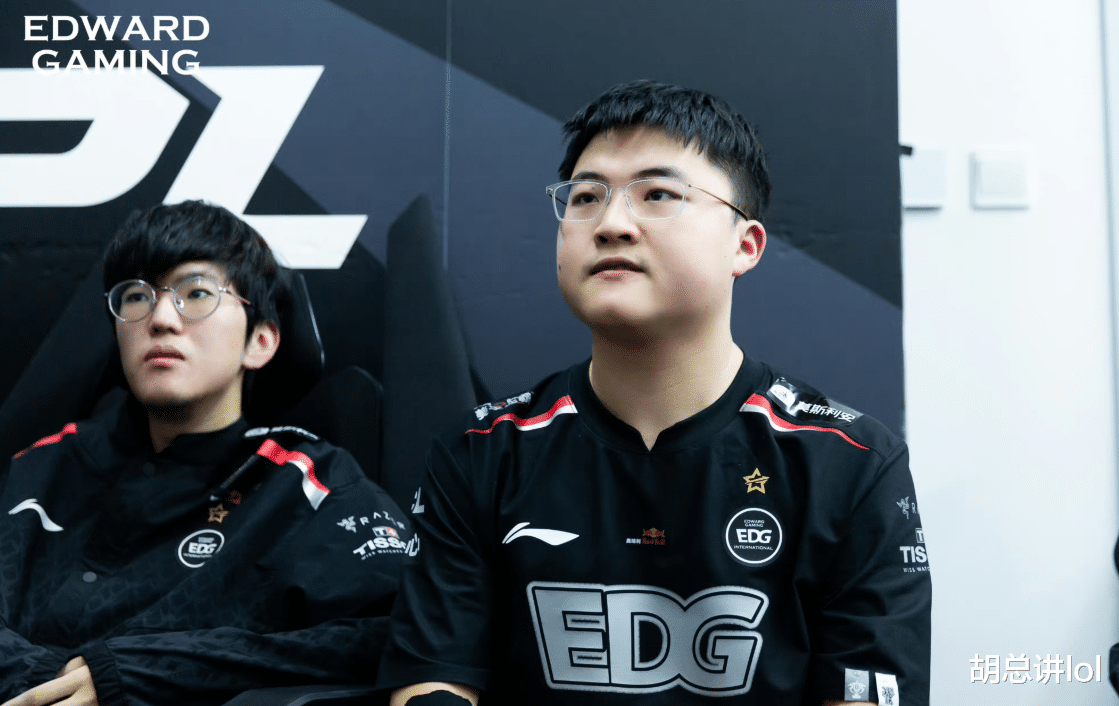 LOL: 饭堂预测LPL四个进世界赛的队伍, EDG不被看好, Uzi遭遇滑铁卢