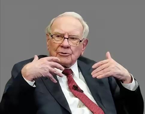 95岁巴菲特在退休时预言：“美日未来会更强大”！可当人们问起他为什么“不提中国”